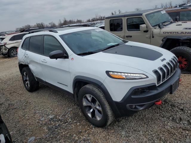 1C4PJMBS9GW225994 - 2016 JEEP CHEROKEE TRAILHAWK WHITE photo 4