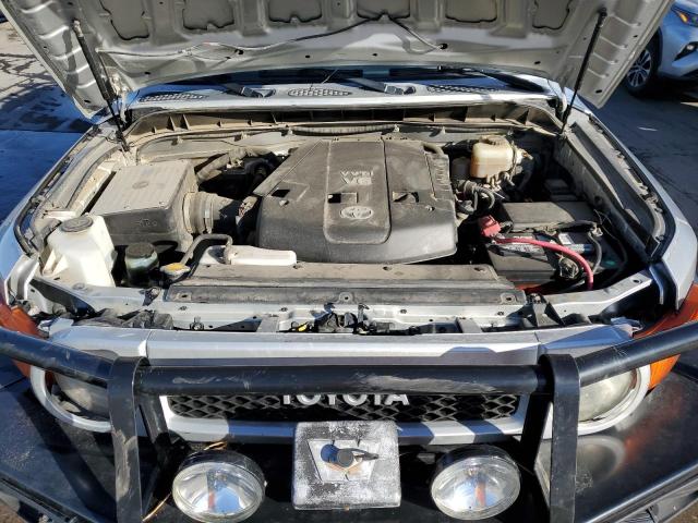 JTEBU11FX8K032861 - 2008 TOYOTA FJ CRUISER SILVER photo 12