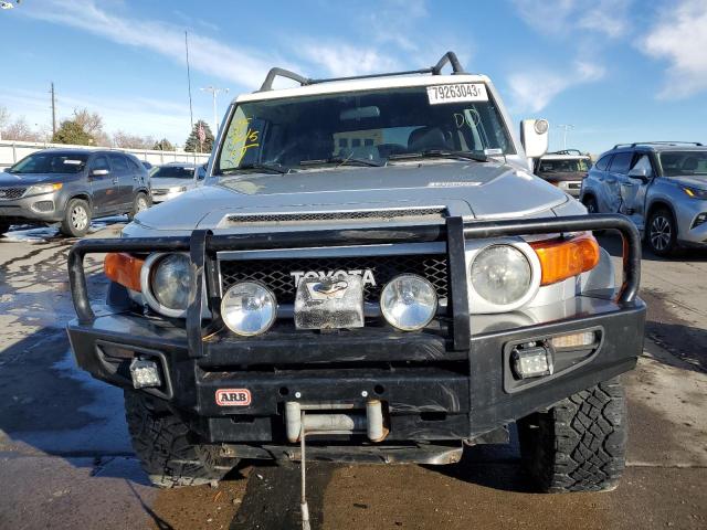 JTEBU11FX8K032861 - 2008 TOYOTA FJ CRUISER SILVER photo 5