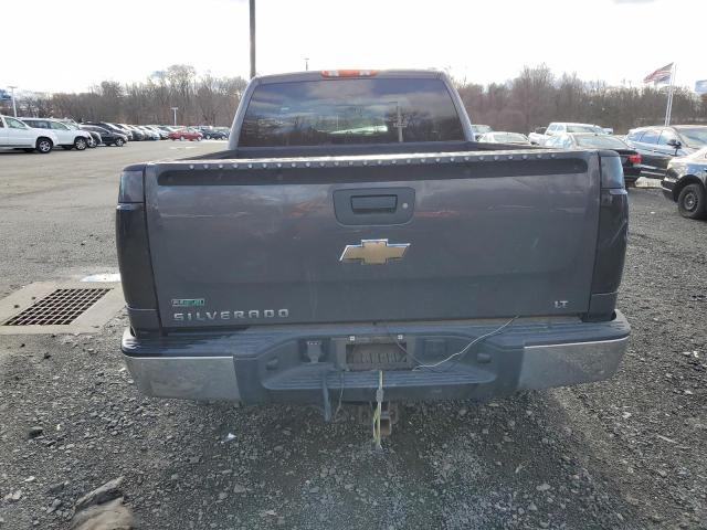 1GCRKSE36BZ211492 - 2011 CHEVROLET SILVERADO K1500 LT GRAY photo 6