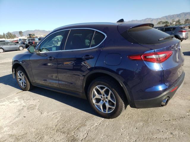 ZASPAJAN7K7C39235 - 2019 ALFA ROMEO STELVIO BLUE photo 2