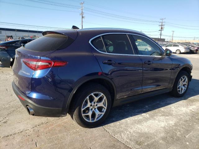 ZASPAJAN7K7C39235 - 2019 ALFA ROMEO STELVIO BLUE photo 3