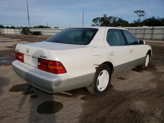 JT8BH28FXW0136200 - 1998 LEXUS LS 400 WHITE photo 3