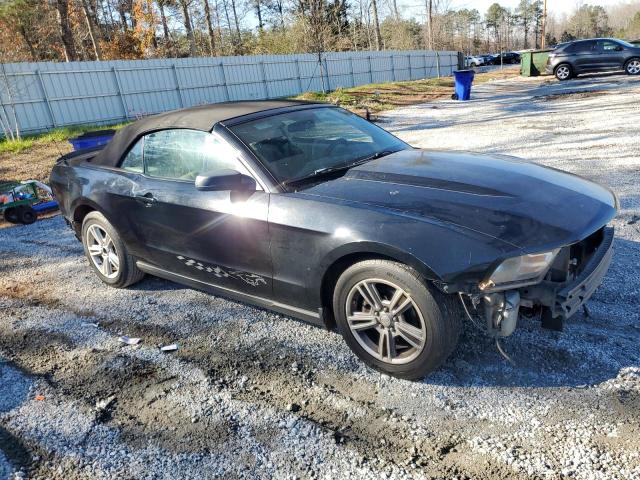 1ZVBP8EN5A5170380 - 2010 FORD MUSTANG BLACK photo 4