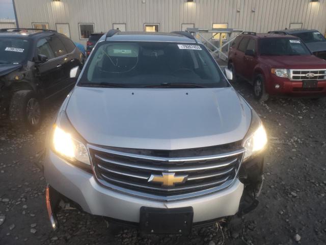 1GNKVGKD2GJ107629 - 2016 CHEVROLET TRAVERSE LT SILVER photo 5