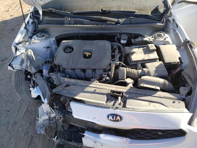 3KPF24AD5LE255512 - 2020 KIA FORTE FE WHITE photo 11