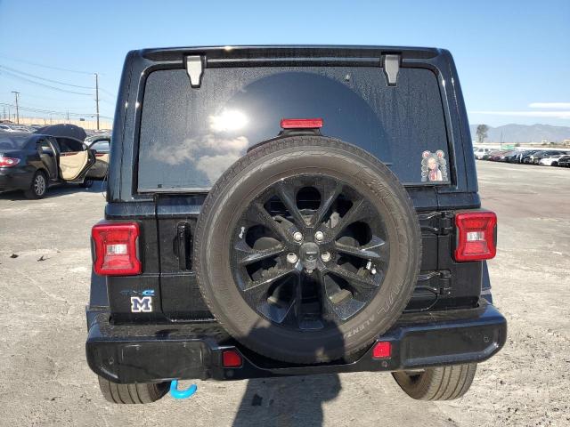 1C4JJXP6XMW799762 - 2021 JEEP WRANGLER U SAHARA 4XE BLACK photo 6
