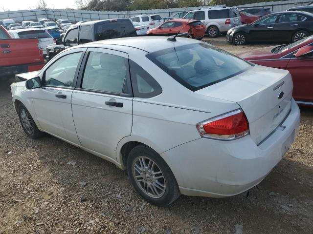 1FAHP35N09W202597 - 2009 FORD FOCUS SE WHITE photo 2