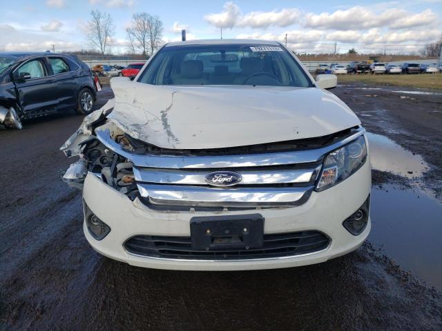 3FAHP0HA9CR337689 - 2012 FORD FUSION SE WHITE photo 5