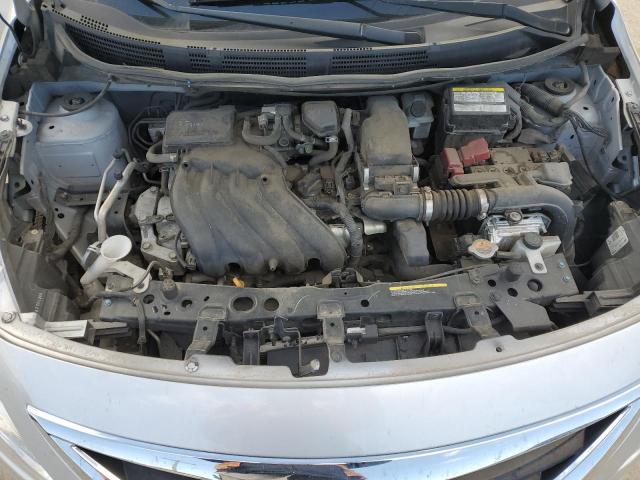 3N1CN7AP7KL802105 - 2019 NISSAN VERSA S SILVER photo 11