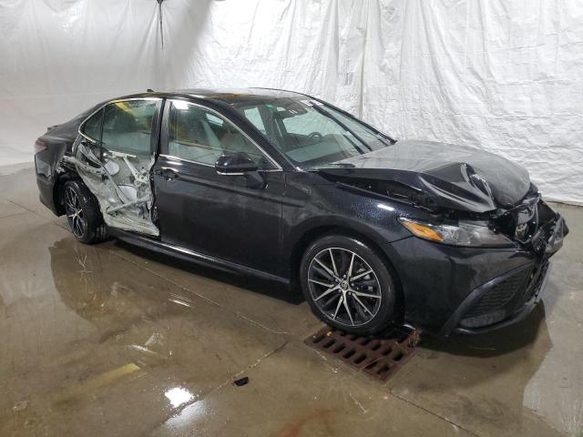 4T1G11AK6PU808370 - 2023 TOYOTA CAMRY SE NIGHT SHADE BLACK photo 4