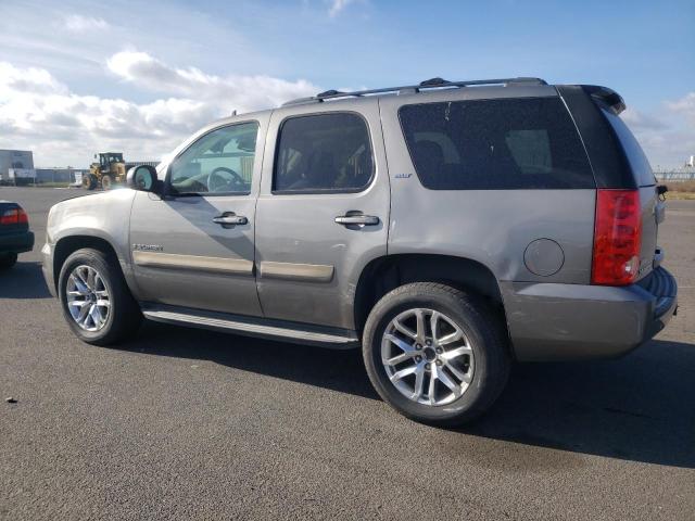 1GKFK13027J342578 - 2007 GMC YUKON GRAY photo 2