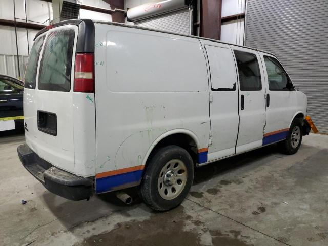 1GCSGAFX6E1149917 - 2014 CHEVROLET EXPRESS G1 WHITE photo 3