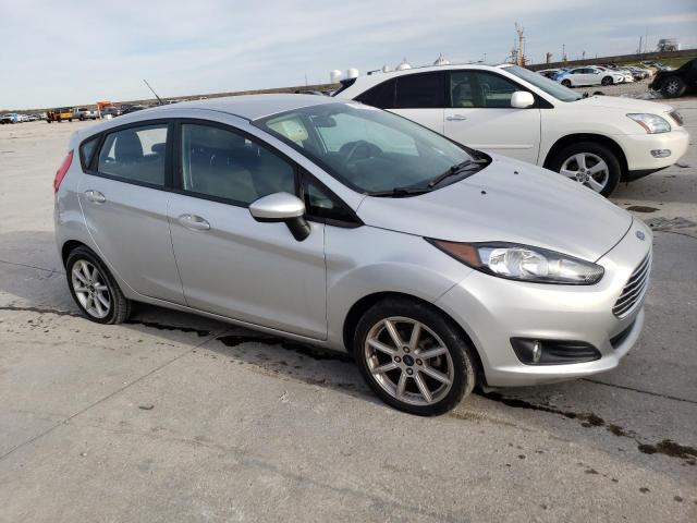 3FADP4EJ2KM112553 - 2019 FORD FIESTA SE SILVER photo 4