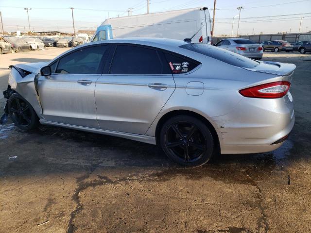 3FA6P0H76GR247174 - 2016 FORD FUSION SE SILVER photo 2