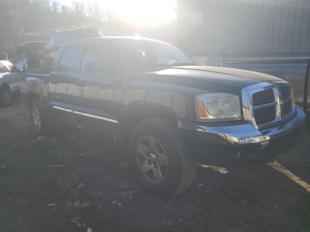 1D7HW58N25S153771 - 2005 DODGE DAKOTA QUAD LARAMIE BLUE photo 4