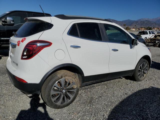 KL4CJGSB0JB549263 - 2018 BUICK ENCORE ESSENCE WHITE photo 3