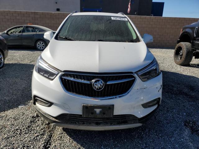 KL4CJGSB0JB549263 - 2018 BUICK ENCORE ESSENCE WHITE photo 5