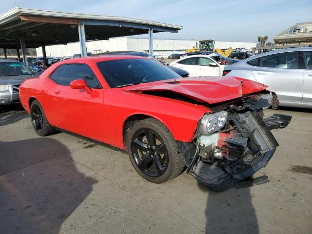 2C3CDYAG4EH299446 - 2014 DODGE CHALLENGER SXT RED photo 4