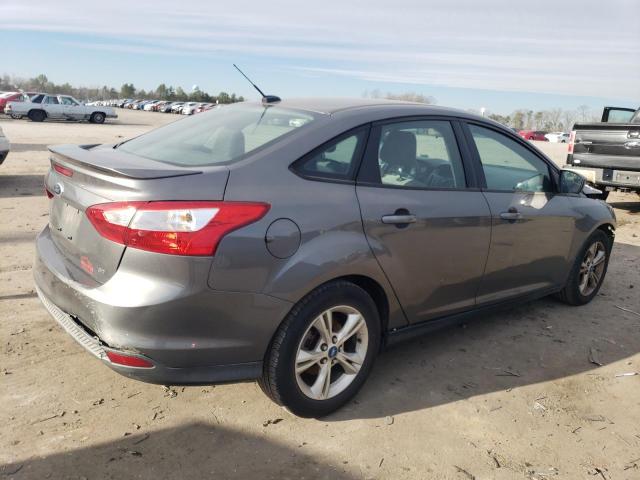 1FAHP3F2XCL306785 - 2012 FORD FOCUS SE GRAY photo 3