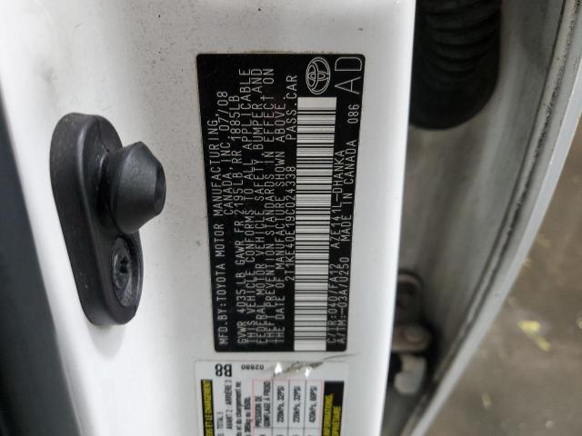 2T1KE40E19C024338 - 2009 TOYOTA COROLLA MA S WHITE photo 13