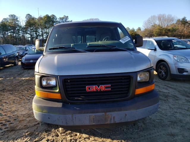 1GTGG25V141154338 - 2004 GMC SAVANA G2500 SILVER photo 5