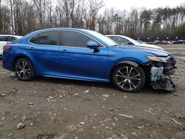 4T1B11HK0JU111882 - 2018 TOYOTA CAMRY L BLUE photo 4