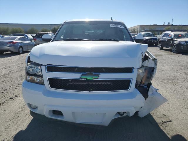 1GNFK13057J110608 - 2007 CHEVROLET TAHOE K1500 WHITE photo 5