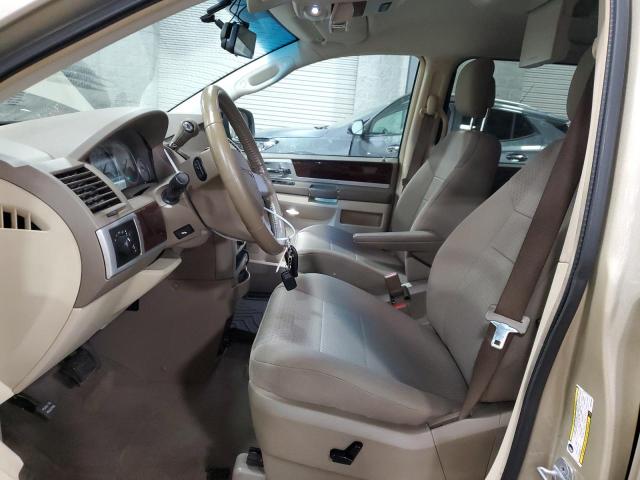 2A4RR5DX9AR472491 - 2010 CHRYSLER TOWN & COU TOURING GOLD photo 7