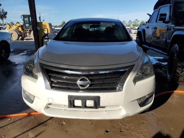 1N4AL3AP1DC227300 - 2013 NISSAN ALTIMA 2.5 WHITE photo 5