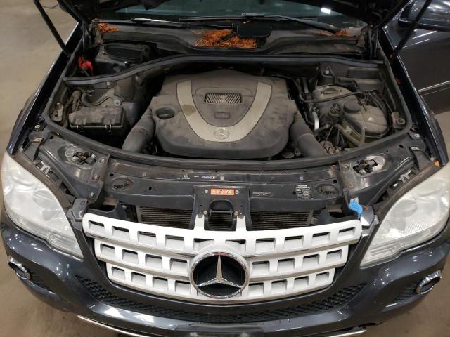4JGBB8GB1BA725303 - 2011 MERCEDES-BENZ ML 350 4MATIC CHARCOAL photo 12