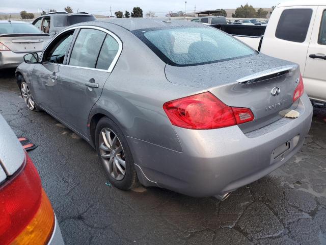 JNKCV61E79M306404 - 2009 INFINITI G37 BASE GRAY photo 2