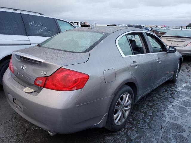 JNKCV61E79M306404 - 2009 INFINITI G37 BASE GRAY photo 3