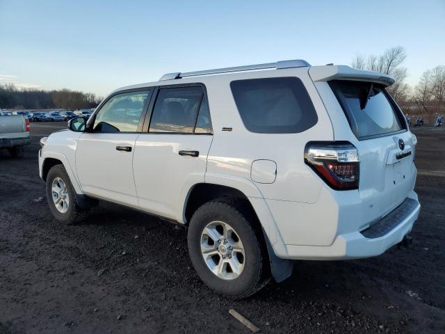 JTEBU5JR2G5340640 - 2016 TOYOTA 4RUNNER SR5/SR5 PREMIUM 白色 照片 2