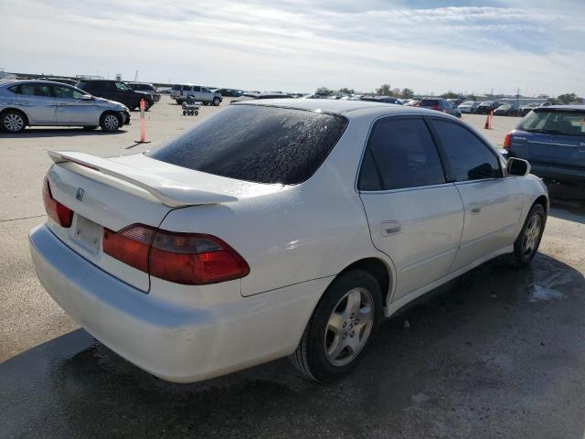 1HGCG1656YA013943 - 2000 HONDA ACCORD EX WHITE photo 3