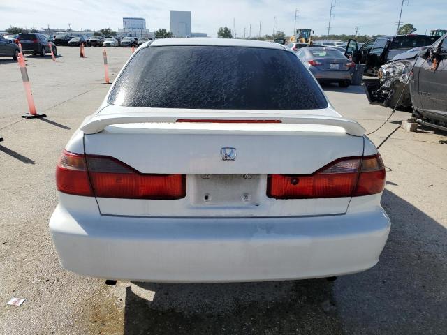 1HGCG1656YA013943 - 2000 HONDA ACCORD EX WHITE photo 6