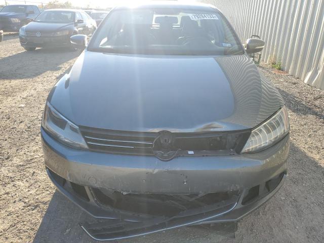 3VWD07AJ0EM335861 - 2014 VOLKSWAGEN JETTA SE GRAY photo 5