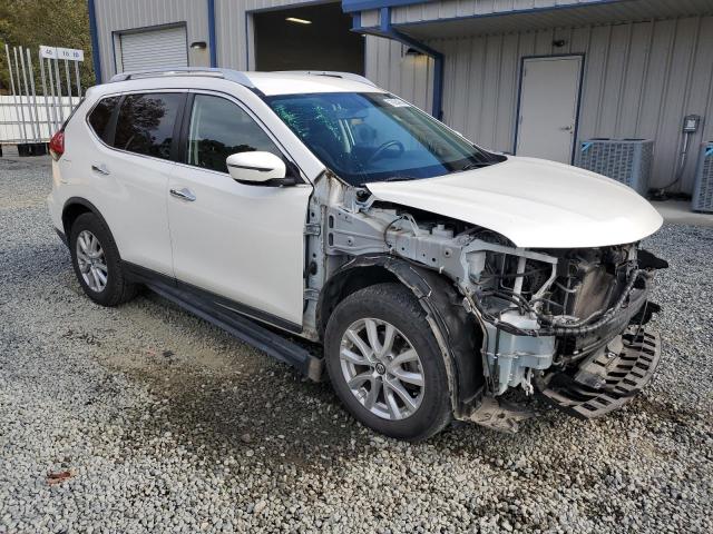 JN8AT2MT2HW151267 - 2017 NISSAN ROGUE S WHITE photo 4