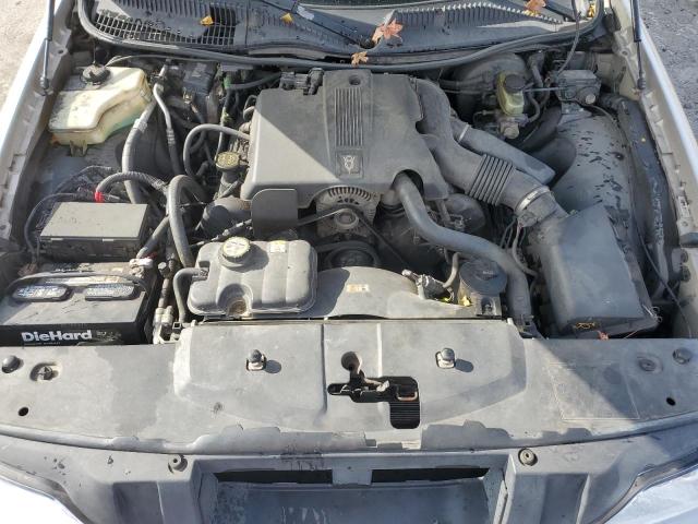 1LNHM81W43Y604306 - 2003 LINCOLN TOWN CAR EXECUTIVE SILVER photo 11