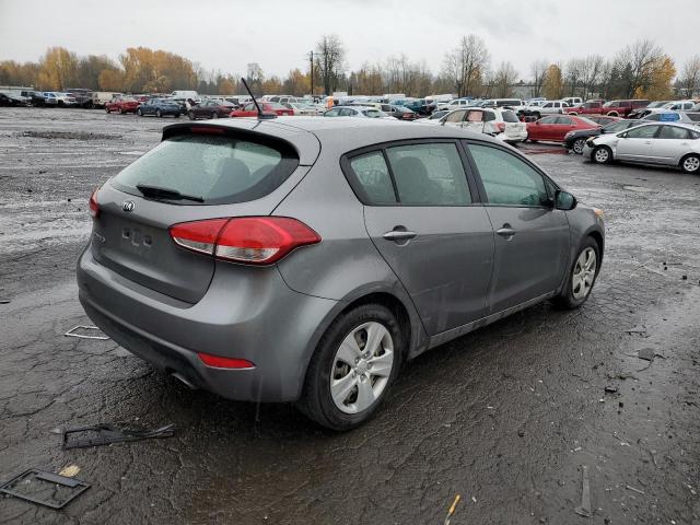 KNAFK5A89G5648453 - 2016 KIA FORTE LX GRAY photo 3