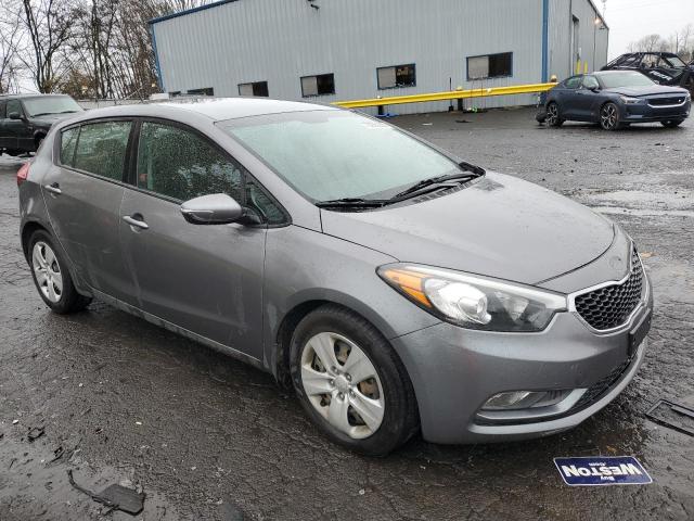 KNAFK5A89G5648453 - 2016 KIA FORTE LX GRAY photo 4