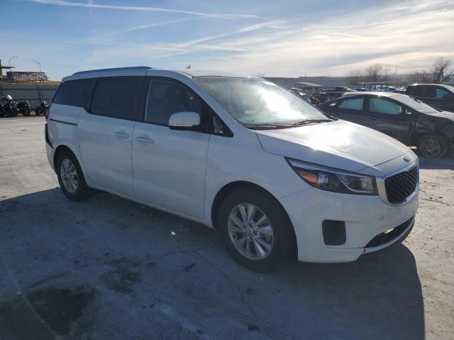 KNDMB5C1XG6149472 - 2016 KIA SEDONA LX WHITE photo 4