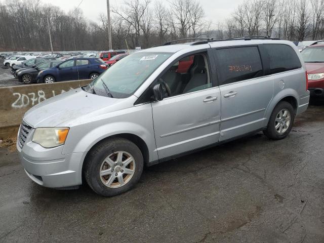 2A4RR2D18AR330935 - 2010 CHRYSLER TOWN AND C LX SILVER photo 1