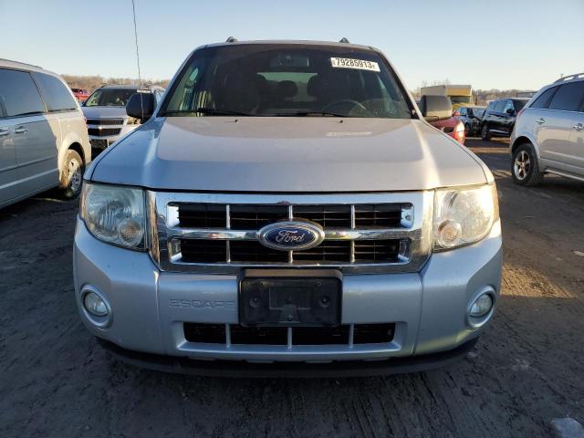 1FMCU0D76BKA49649 - 2011 FORD ESCAPE XLT SILVER photo 5