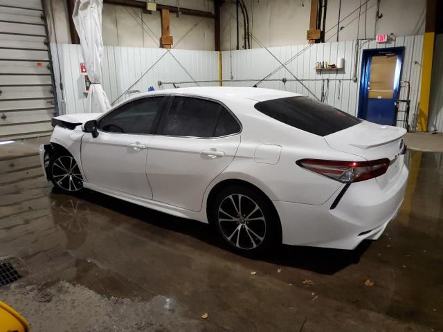 4T1B11HK6JU649969 - 2018 TOYOTA CAMRY L WHITE photo 2