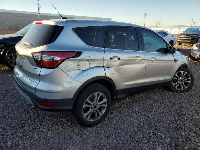 1FMCU0GD4HUB61252 - 2017 FORD ESCAPE SE SILVER photo 3