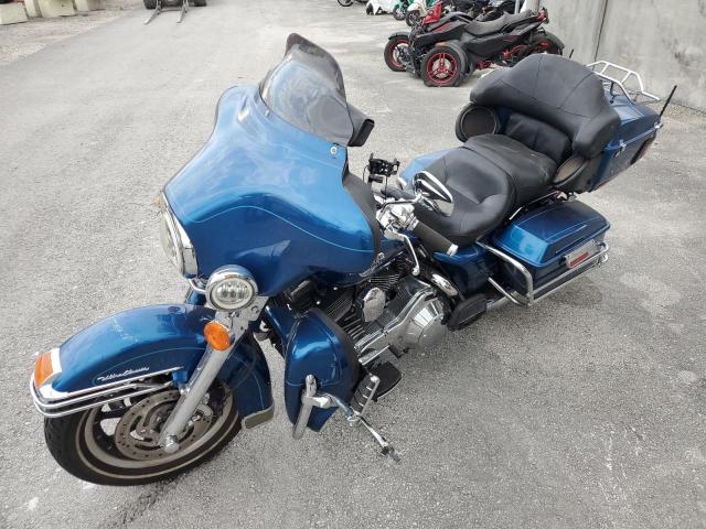 1HD1FCW186Y708803 - 2006 HARLEY-DAVIDSON FLHTCUI BLUE photo 2