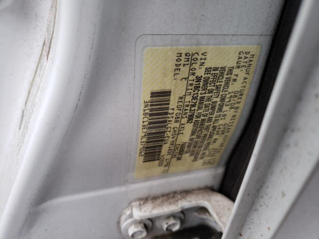 3N1BC13E79L379062 - 2009 NISSAN VERSA S WHITE photo 12