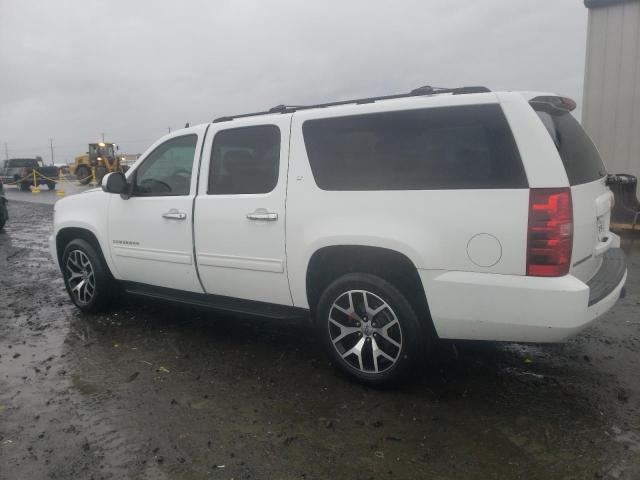 1GNSCJE02ER233239 - 2014 CHEVROLET SUBURBAN C1500 LT WHITE photo 2