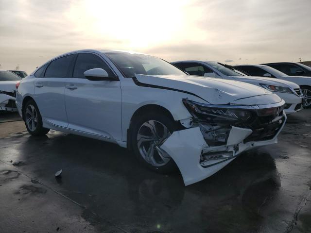 1HGCV1F49JA156260 - 2018 HONDA ACCORD EX WHITE photo 4